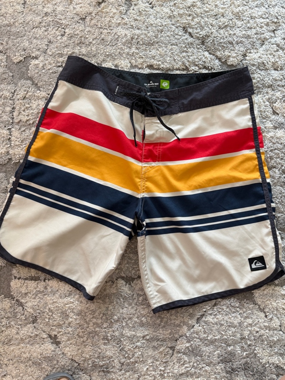 Men’s Quiksilver shorts